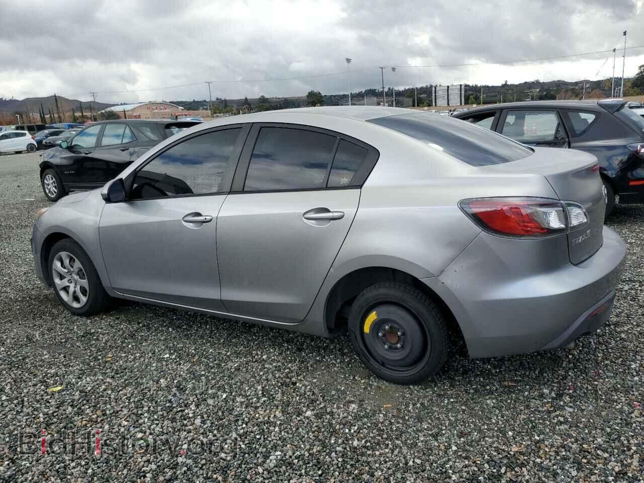 2011 MAZDA 3 - VIN: JM1BL1UG8B1368520 - Фото 2