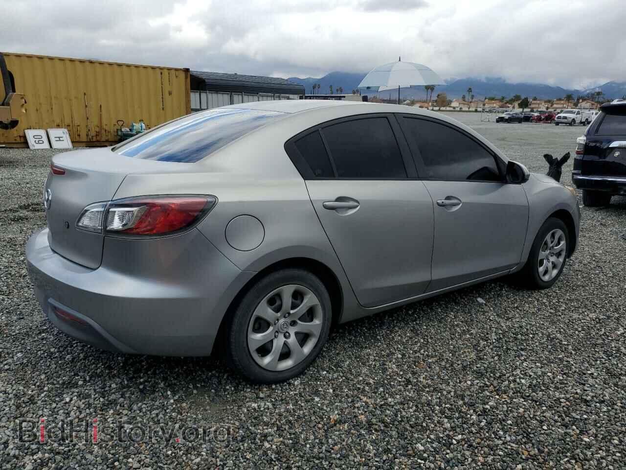 2011 MAZDA 3 - VIN: JM1BL1UG8B1368520 - Фото 3
