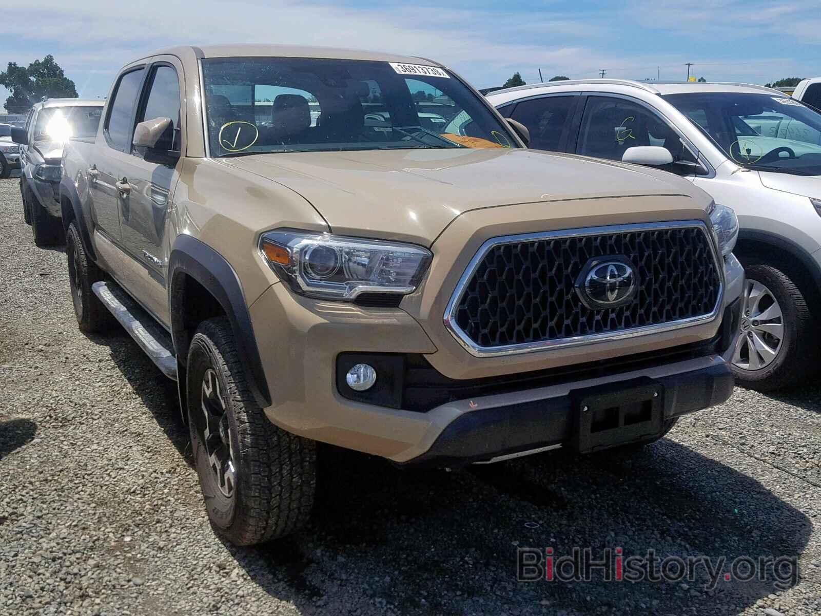 Photo 3TMCZ5AN0JM166589 - TOYOTA TACOMA DOU 2018