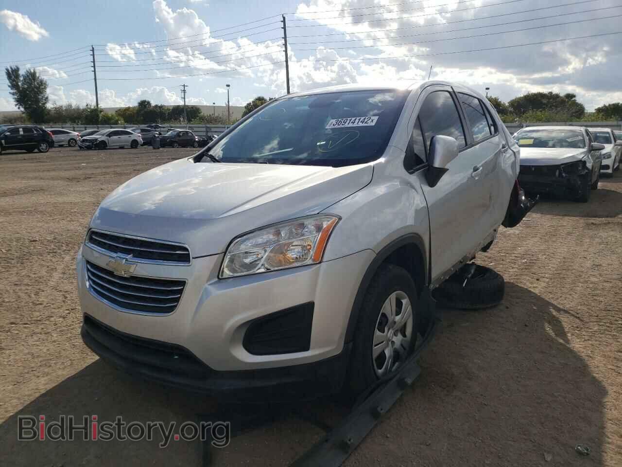 2016 CHEVROLET TRAX - VIN: 3GNCJKSB0GL256535 - Фото 2