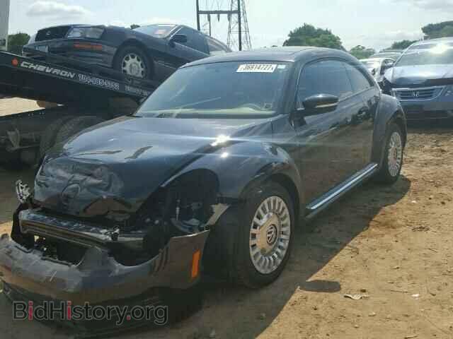 2013 VOLKSWAGEN BEETLE - VIN: 3VWJP7AT9DM661320 - Фото 2