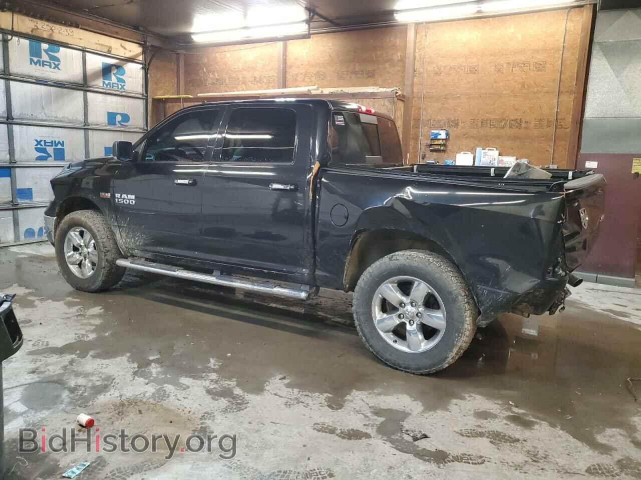2017 RAM 1500 - VIN: 3C6RR7LT4HG793961 - Фото 2