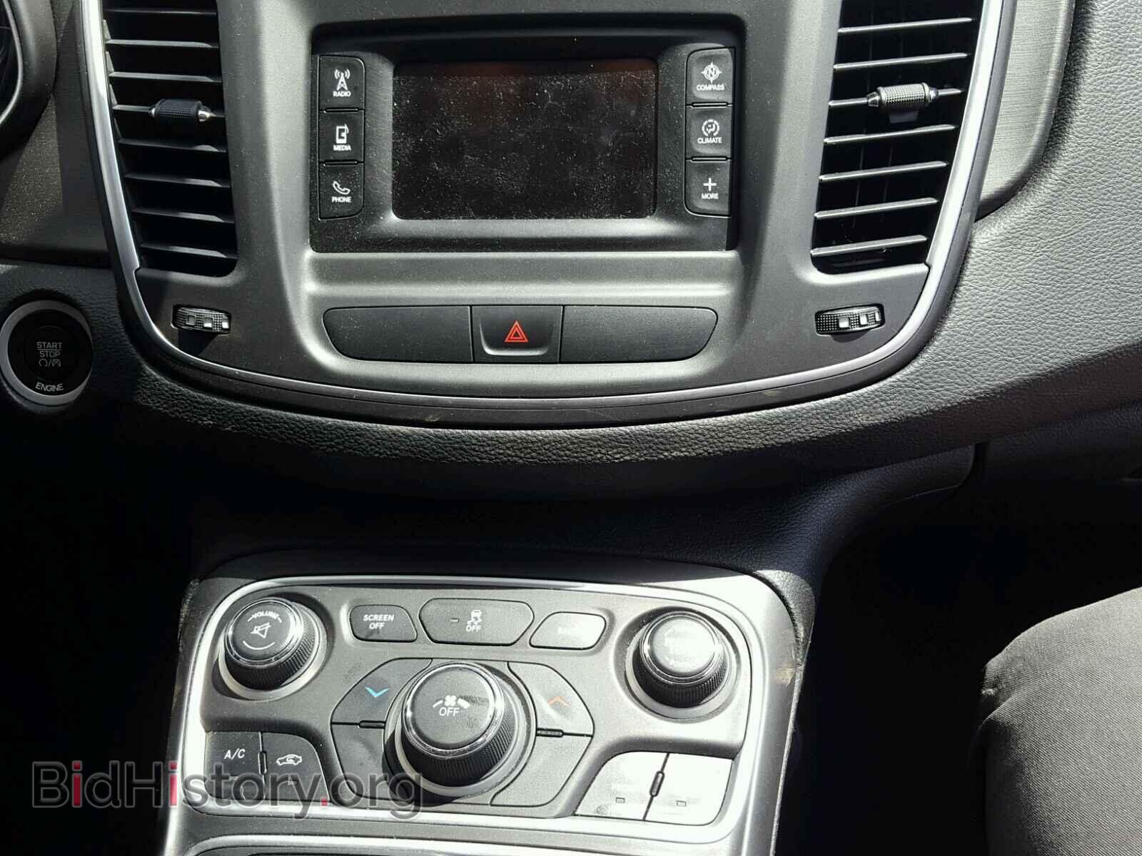 2015 CHRYSLER 200 - VIN: 1C3CCCABXFN551980 - Фото 9