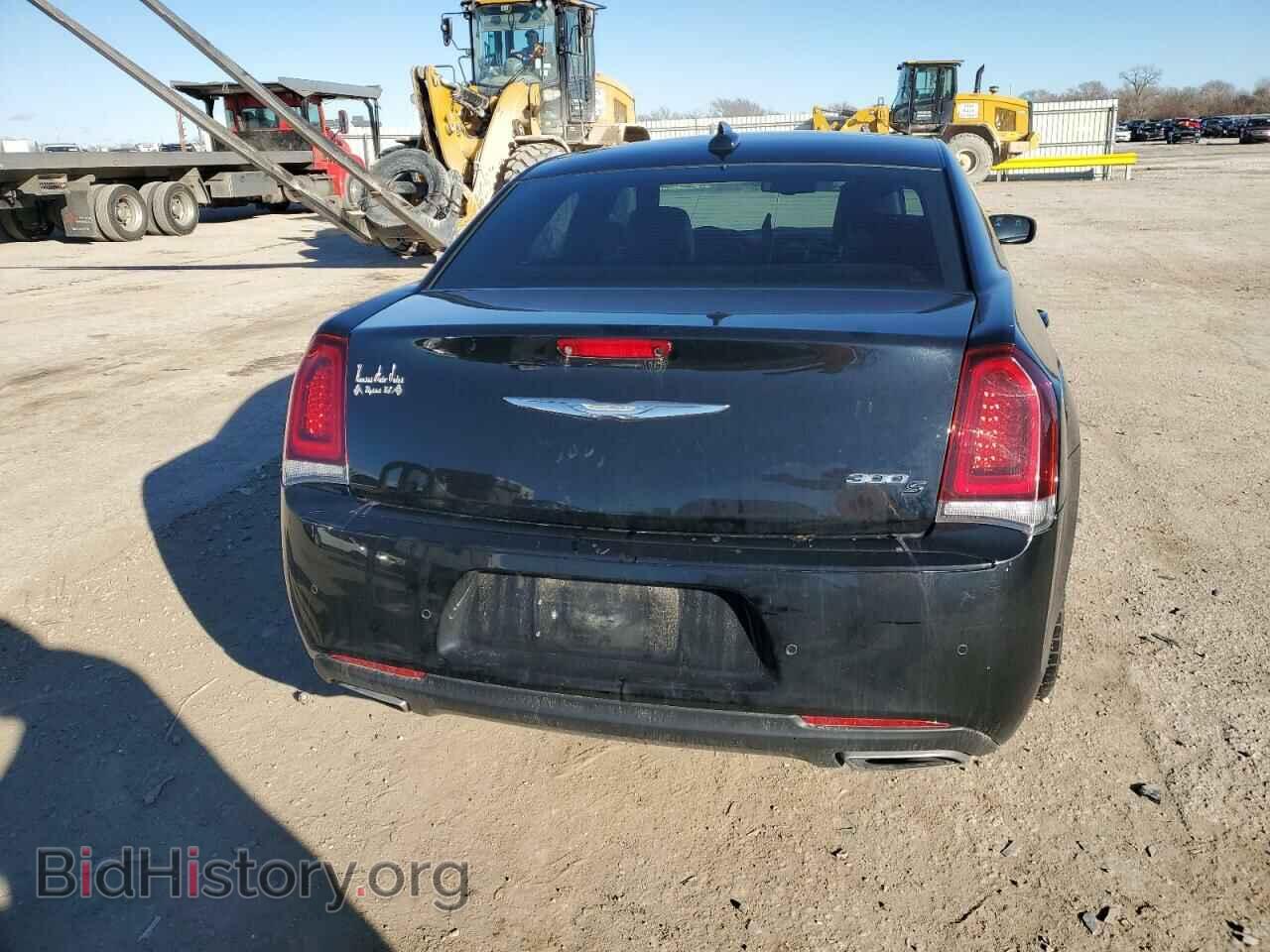 2018 CHRYSLER 300 - VIN: 2C3CCABG0JH234161 - Фото 6