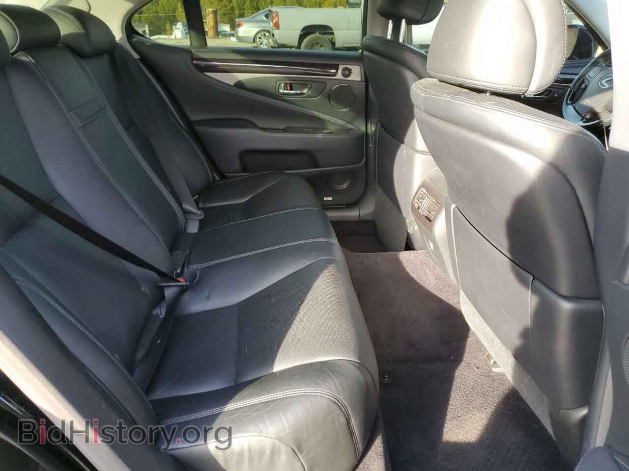2014 LEXUS LS460 - VIN: JTHCL5EFXE5021607 - Photo 10
