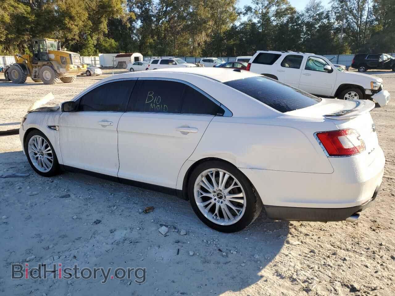 2010 FORD TAURUS - VIN: 1FAHP2KT0AG107159 - Фото 2