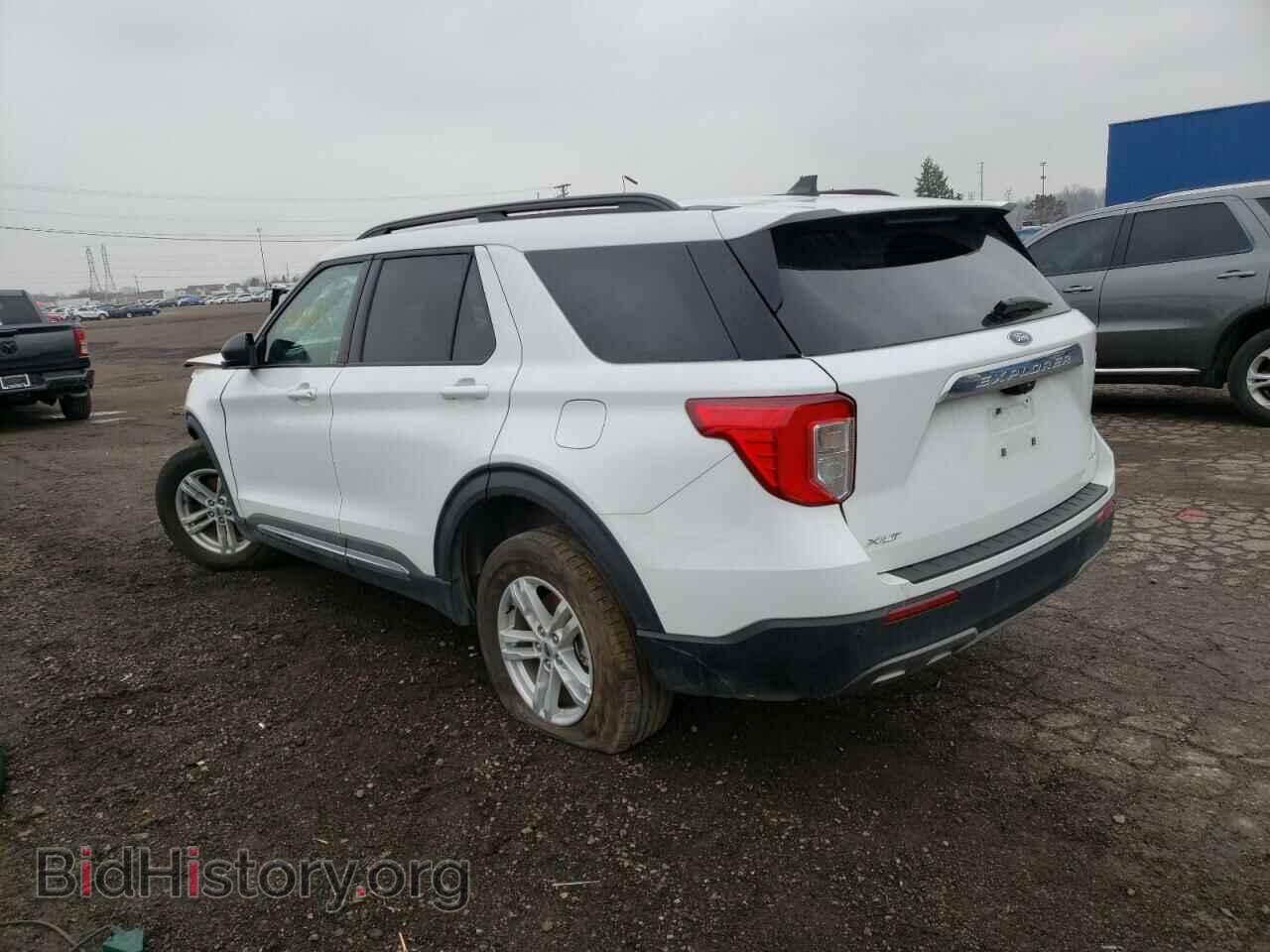 2022 FORD EXPLORER - VIN: 1FMSK8DH2NGA53634 - Photo 2
