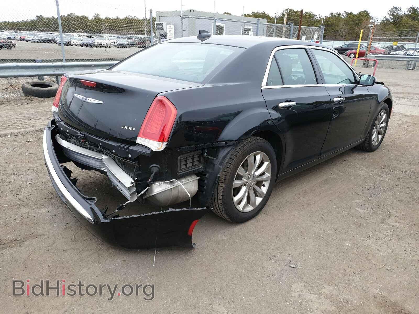 2019 CHRYSLER 300 - VIN: 2C3CCAKGXKH524151 - Фото 4
