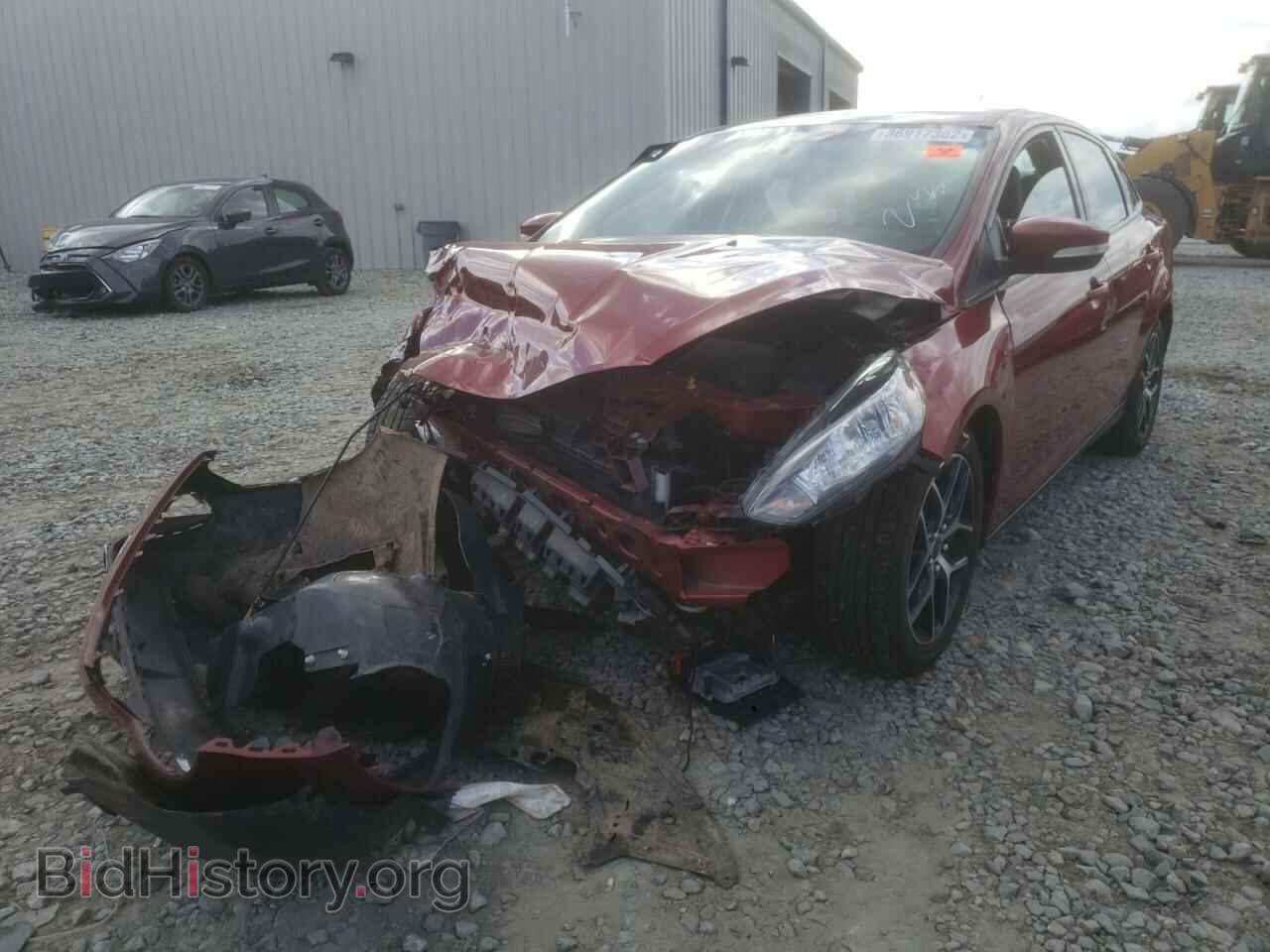 2016 FORD FOCUS - VIN: 1FADP3F21GL233620 - Фото 2