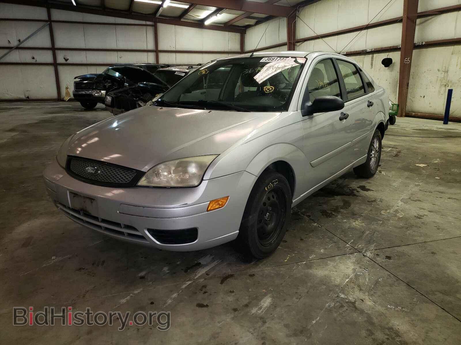 2007 FORD FOCUS - VIN: 1FAFP34NX7W128059 - Фото 2
