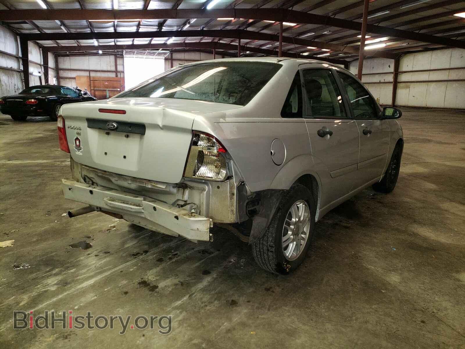 2007 FORD FOCUS - VIN: 1FAFP34NX7W128059 - Фото 4