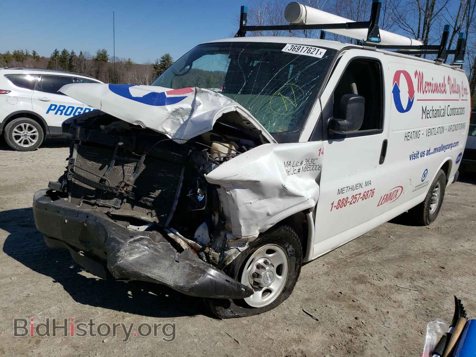 2014 CHEVROLET EXPRESS - VIN: 1GCWGFCA2E1198272 - Фото 2
