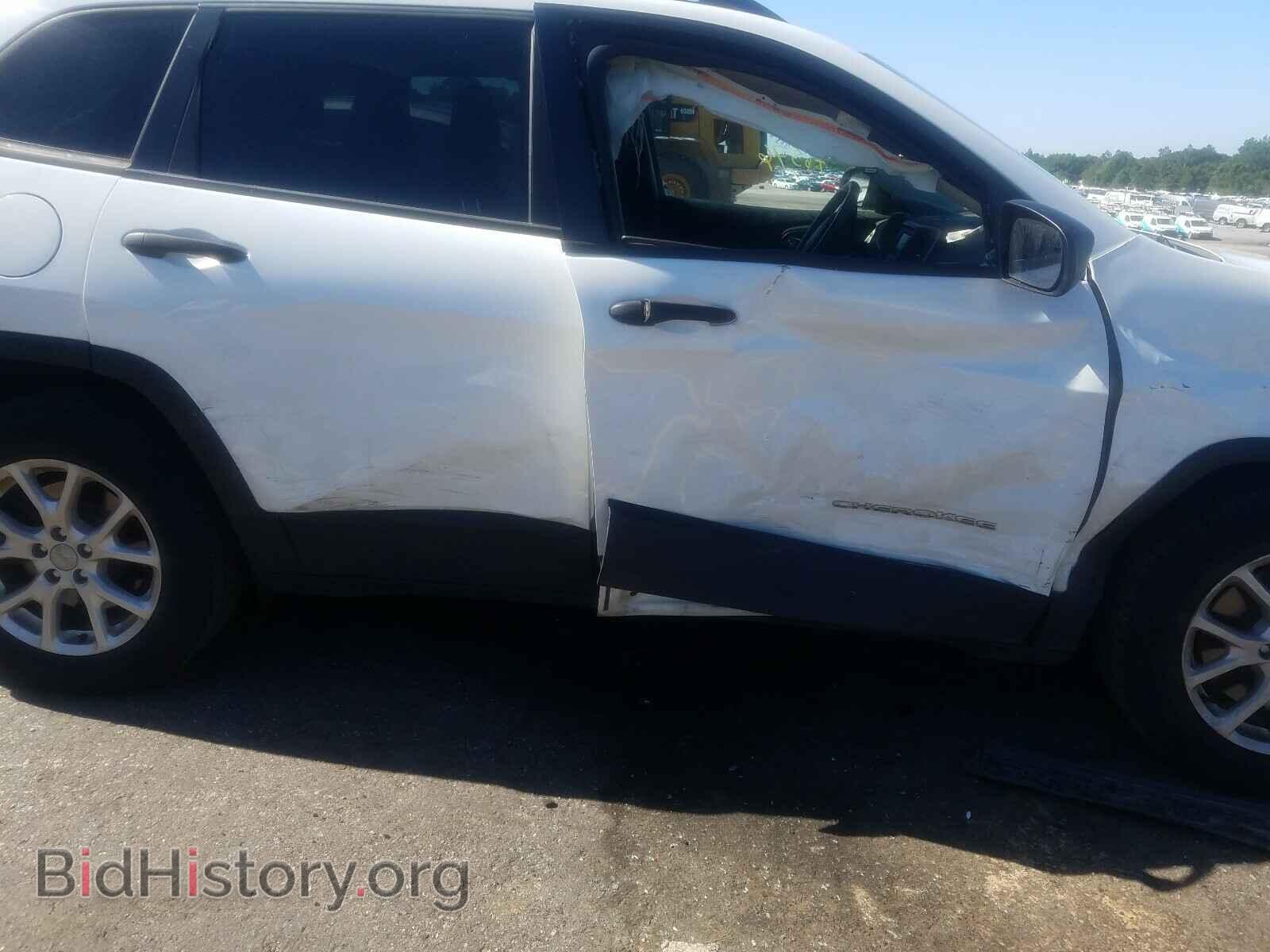 2016 JEEP CHEROKEE - VIN: 1C4PJMAB0GW360069 - Фото 9