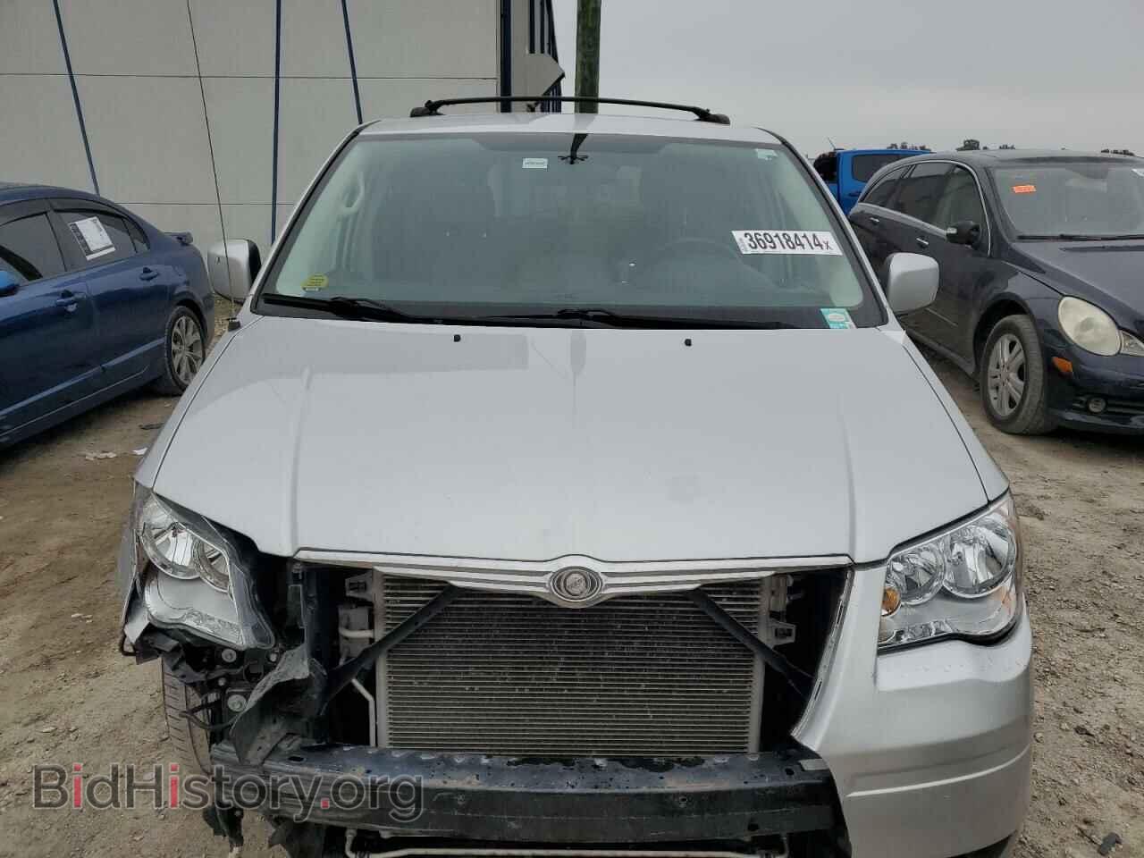 2010 CHRYSLER MINIVAN - VIN: 2A4RR8DX5AR480265 - Фото 5