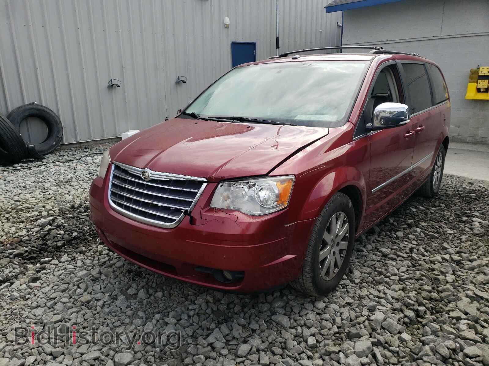 2010 CHRYSLER MINIVAN - VIN: 2A4RR8DX7AR395055 - Фото 2