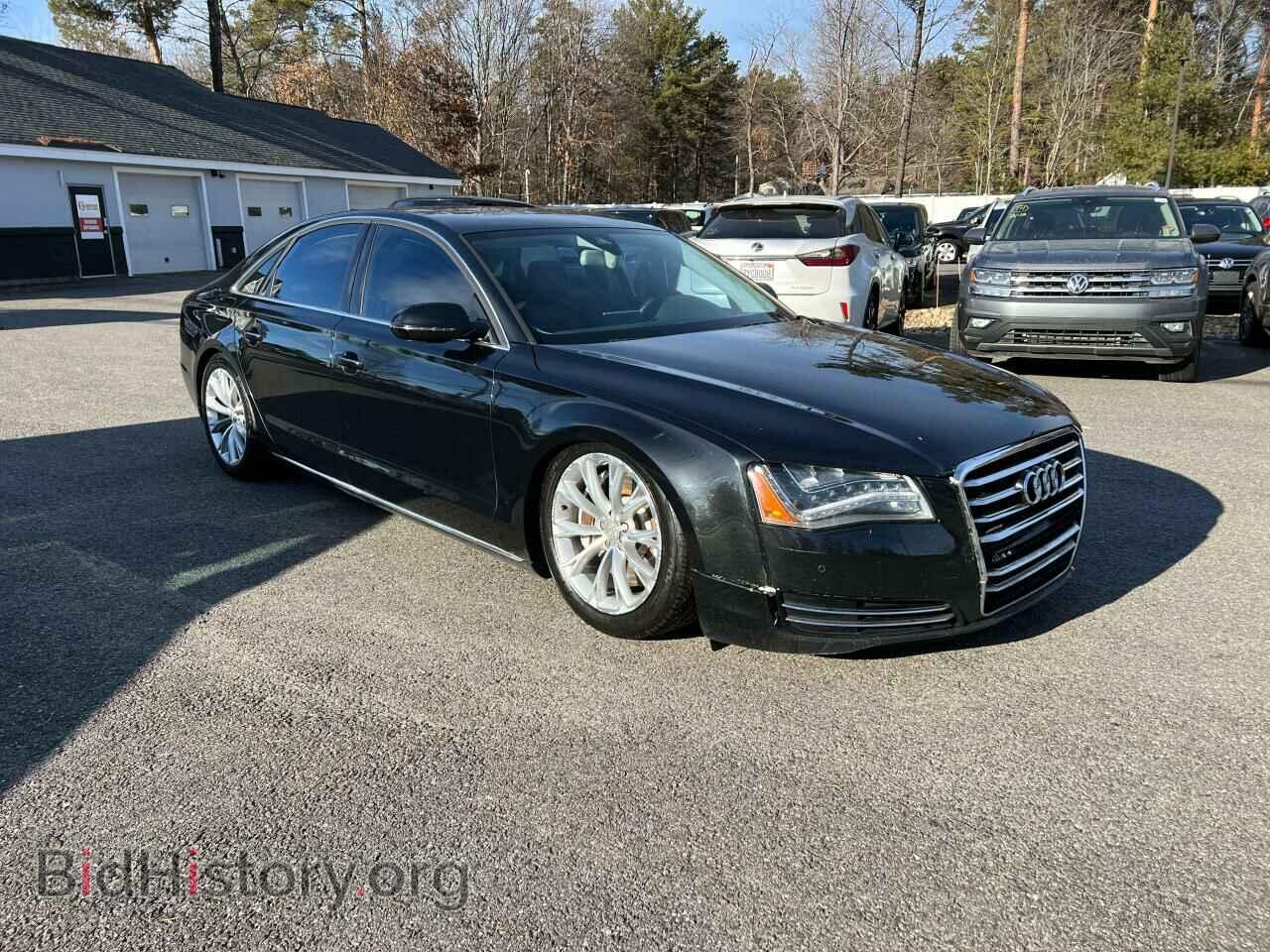2011 AUDI A8 - VIN: WAUAVAFD1BN012117 - Фото 2
