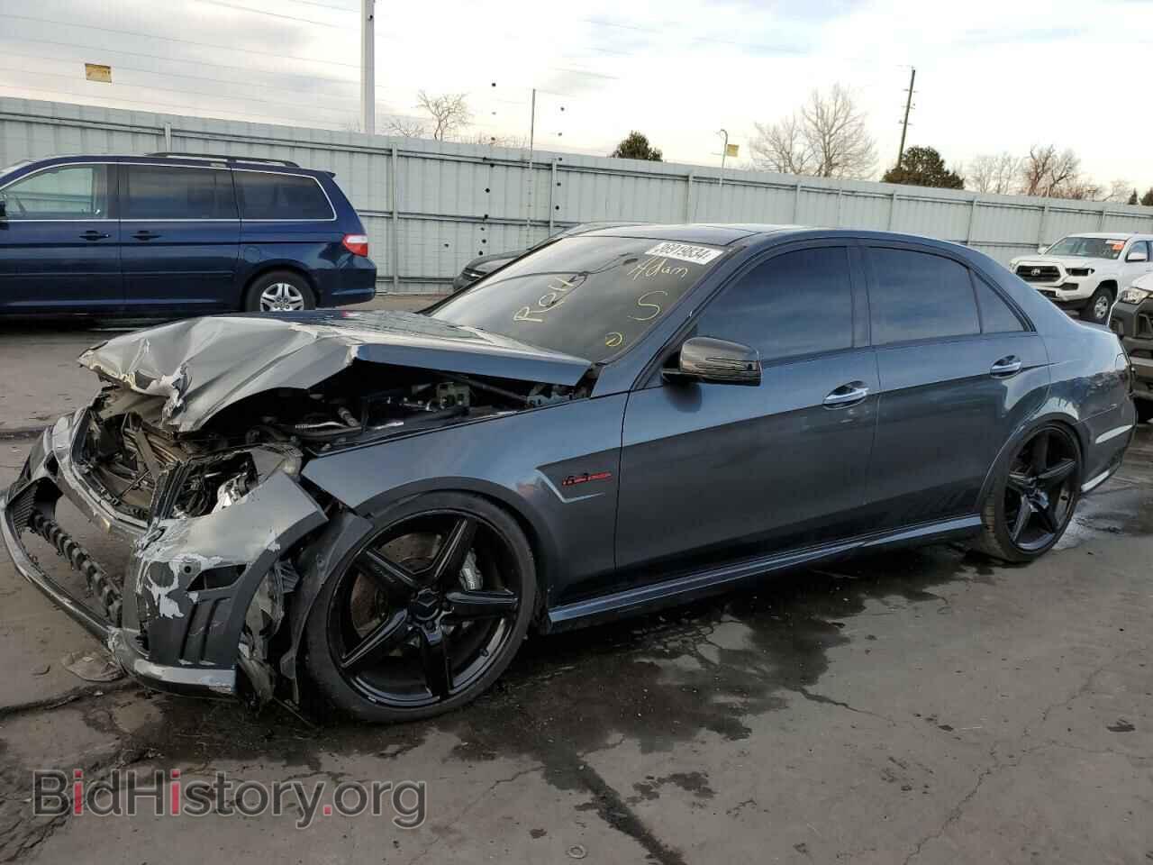 Photo WDDHF7HB9AA123202 - MERCEDES-BENZ E-CLASS 2010