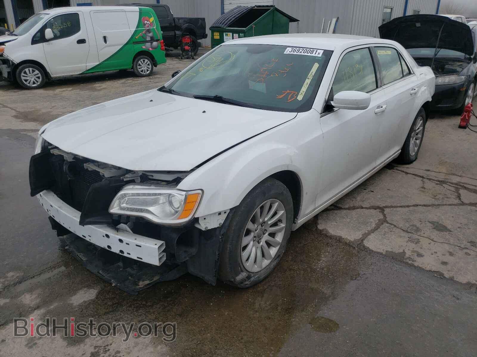 2014 CHRYSLER 300 - VIN: 2C3CCAAG7EH288953 - Фото 2