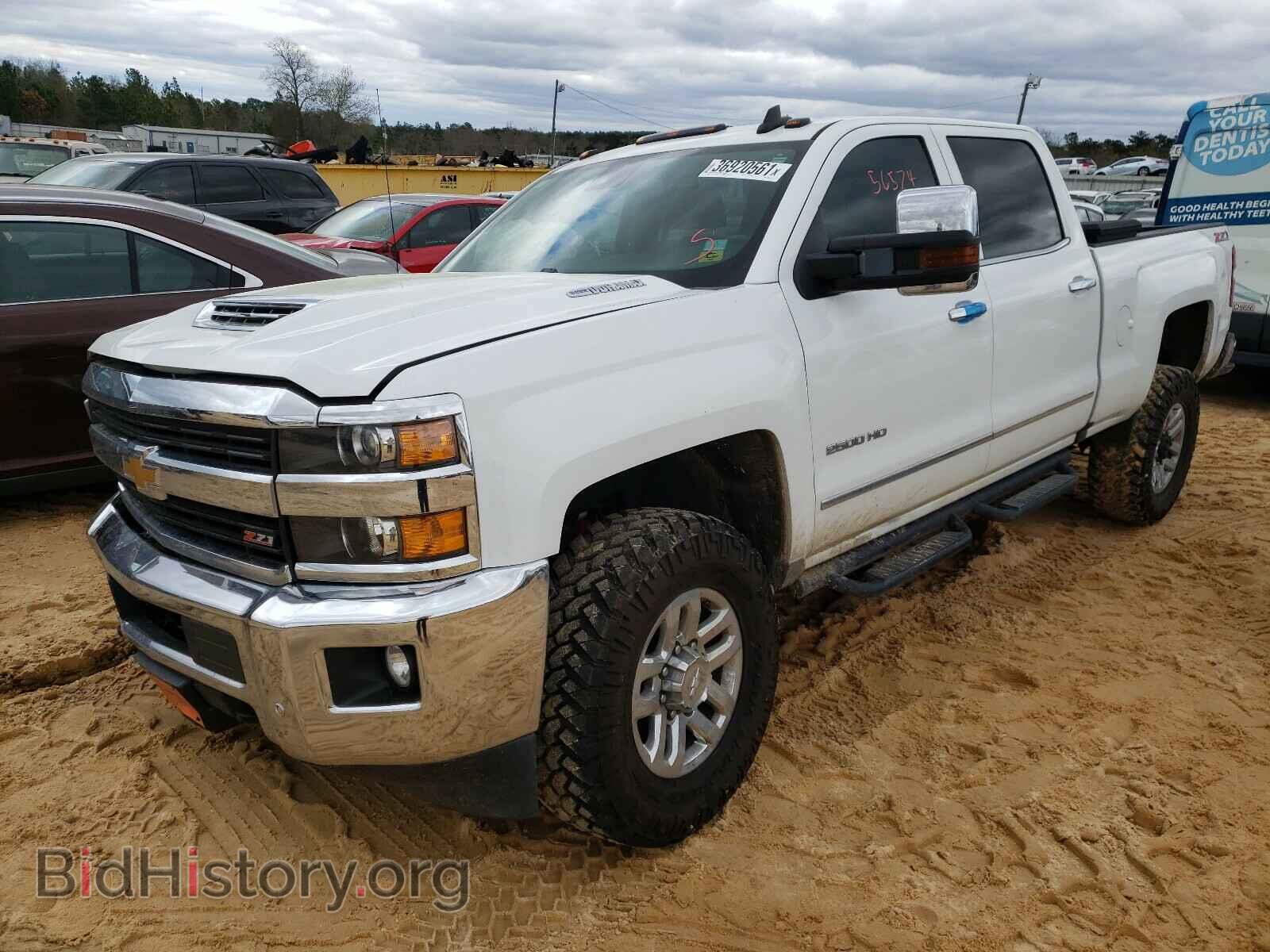 2017 CHEVROLET SILVERADO - VIN: 1GC1KWEYXHF142655 - Фото 2