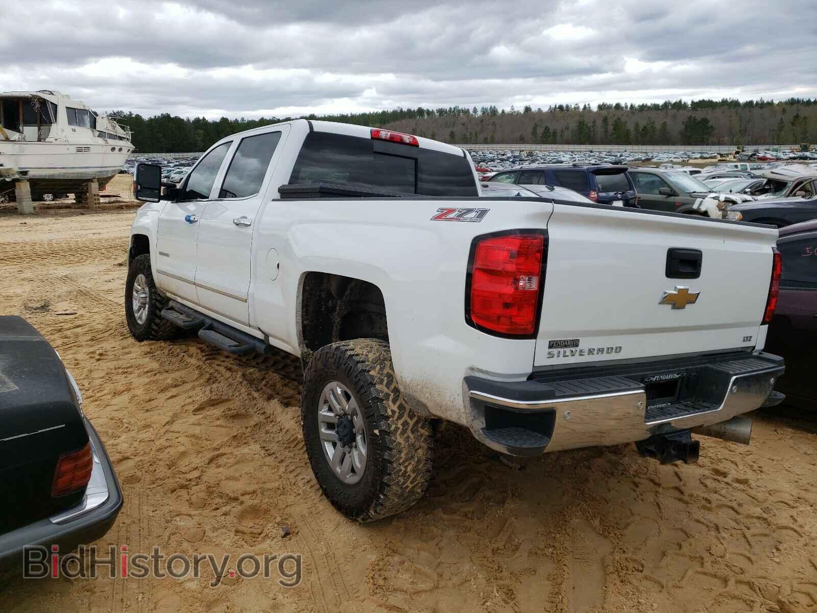 2017 CHEVROLET SILVERADO - VIN: 1GC1KWEYXHF142655 - Фото 3
