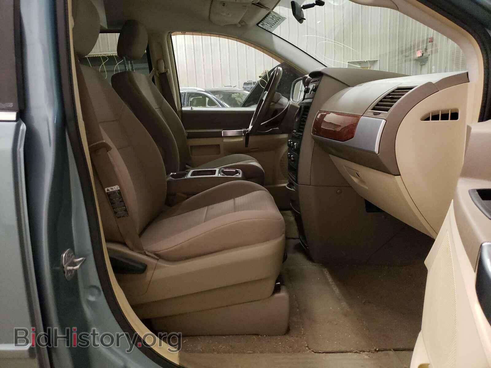 2008 CHRYSLER MINIVAN - VIN: 2A8HR54P88R116523 - Фото 5