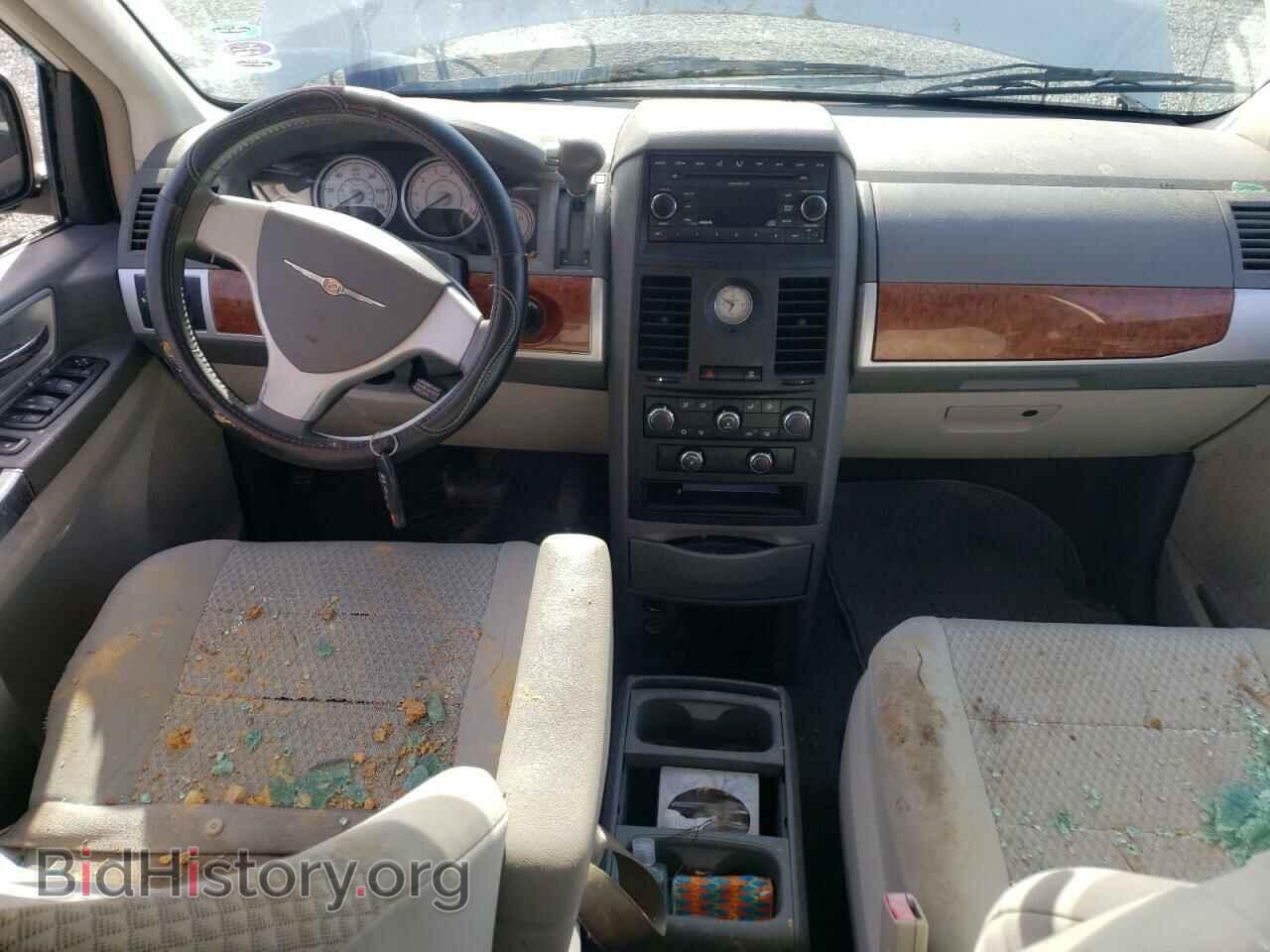 2008 CHRYSLER MINIVAN - VIN: 2A8HR54P28R768473 - Фото 8