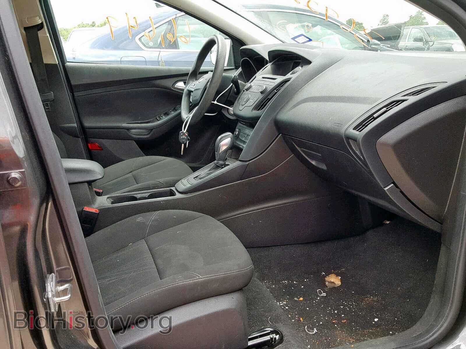 2016 FORD FOCUS SE - VIN: 1FADP3F29GL301355 - Фото 5