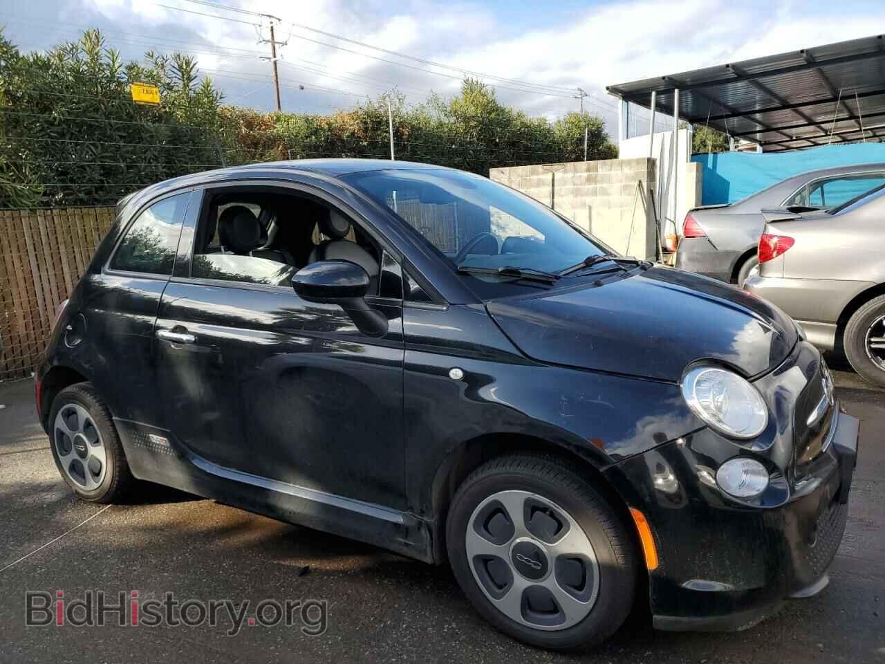 2015 FIAT 500 - VIN: 3C3CFFGEXFT647523 - Photo 4