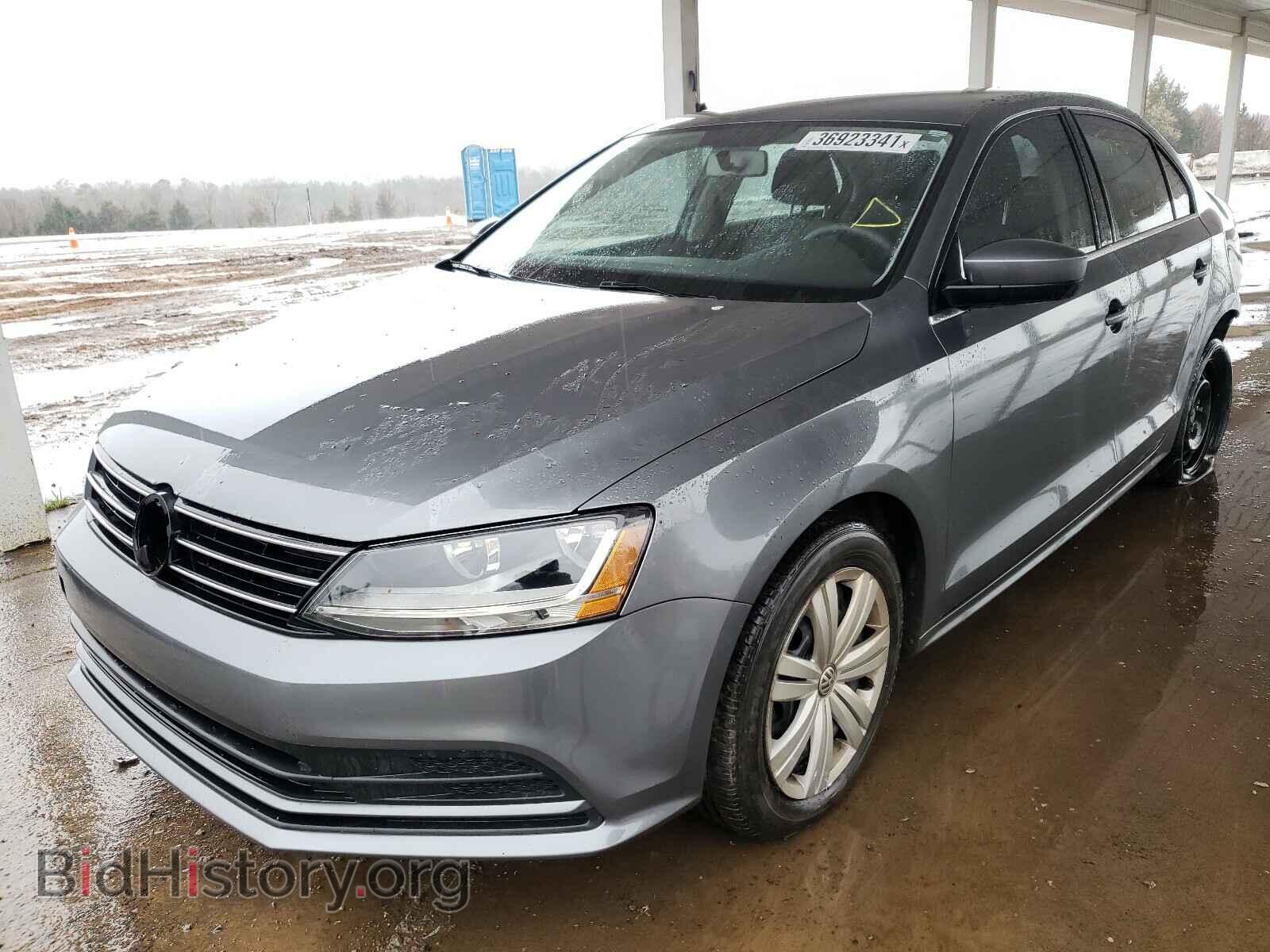 2017 VOLKSWAGEN JETTA - VIN: 3VW2B7AJ2HM301183 - Photo 2