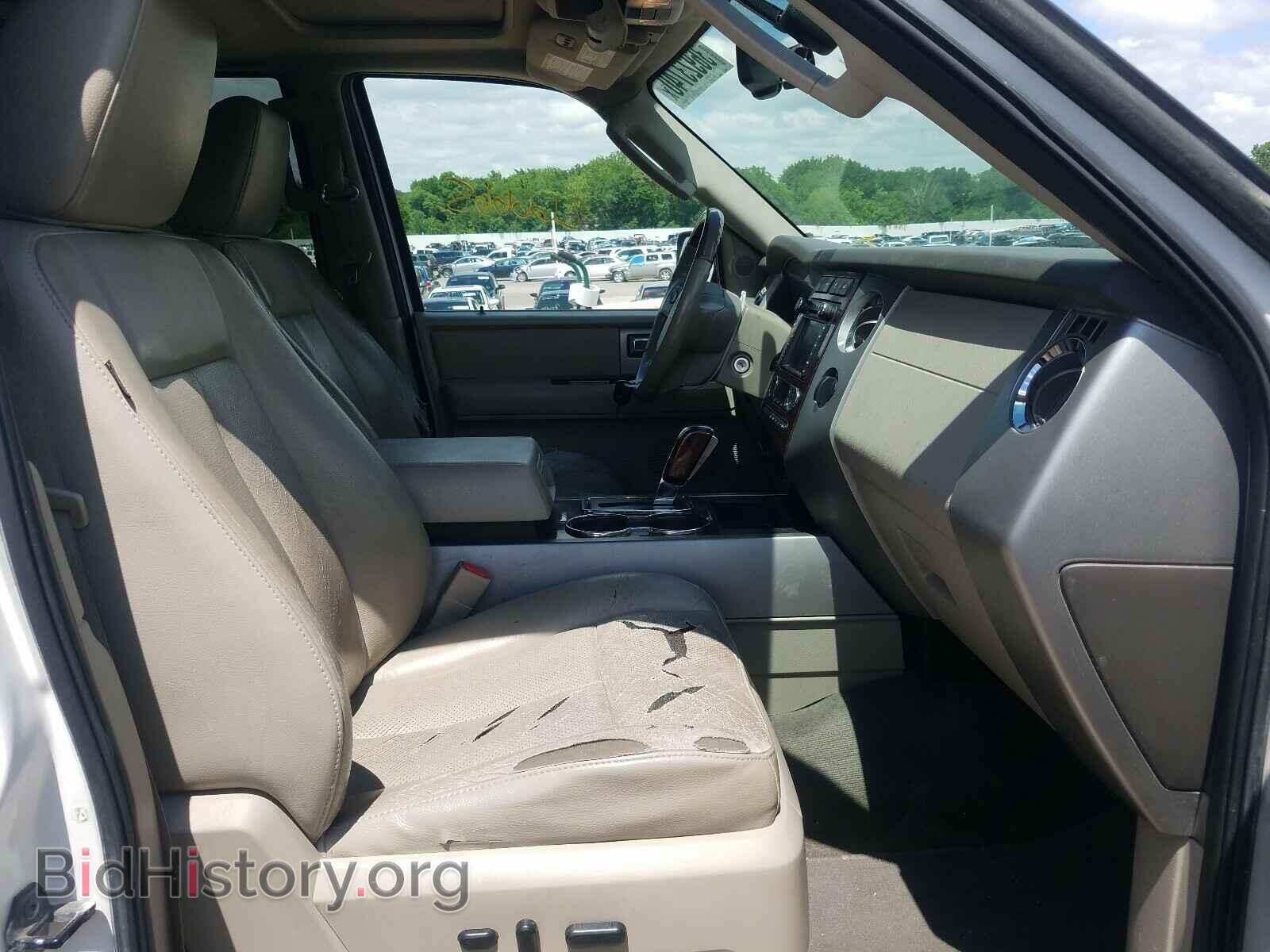 2010 FORD EXPEDITION - VIN: 1FMJU2A59AEB70906 - Фото 5
