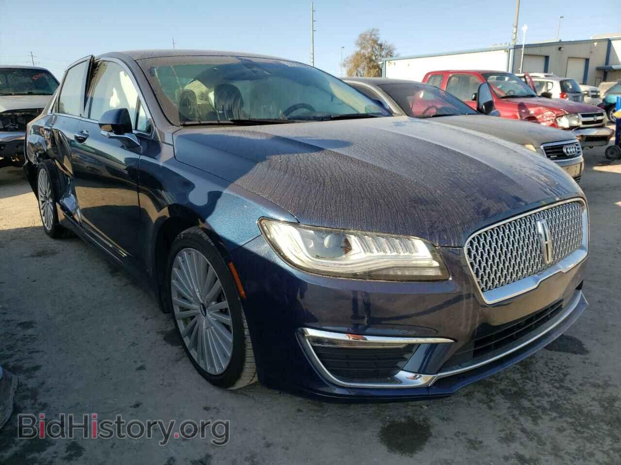 Фотография 3LN6L5FC1HR632934 - LINCOLN MKZ 2017