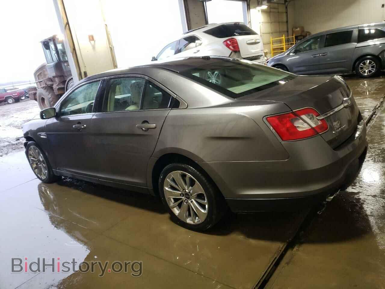 2011 FORD TAURUS - VIN: 1FAHP2FW8BG111238 - Photo 2
