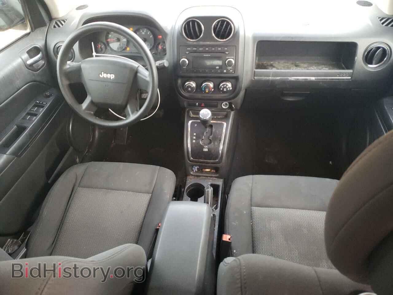 2010 JEEP COMPASS - VIN: 1J4NT4FA5AD582122 - Фото 8