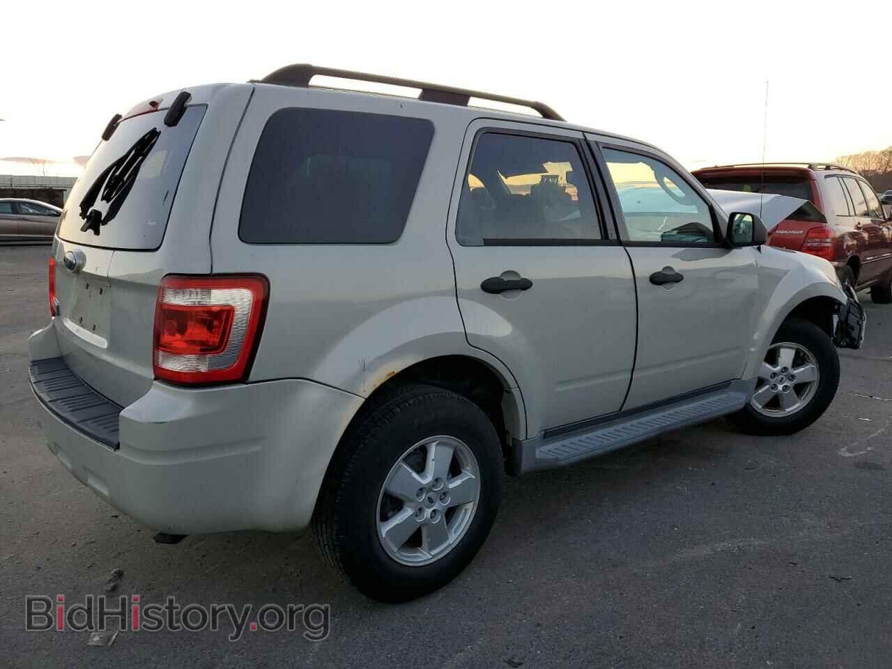 2009 FORD ESCAPE - VIN: 1FMCU03779KA79111 - Фото 3