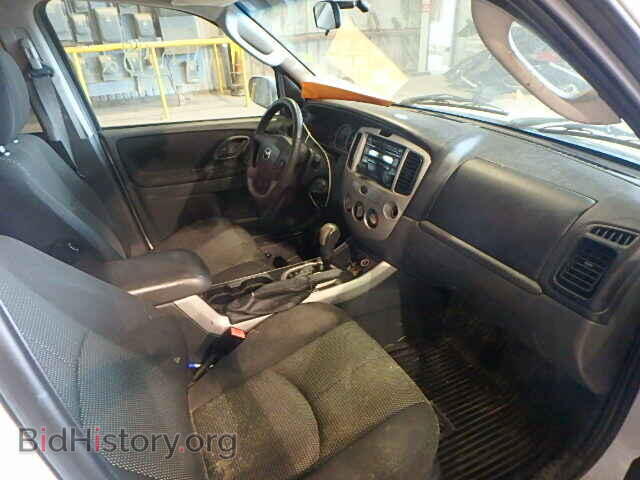 2005 MAZDA TRIBUTE - VIN: 4F2YZ04135KM35912 - Фото 5