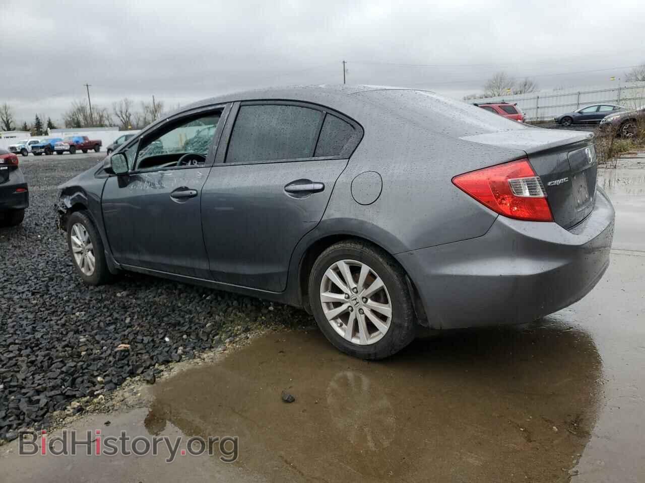 2012 HONDA CIVIC - VIN: 2HGFB2F86CH588145 - Фото 2