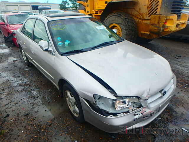 Photo 1HGCG1652XA013923 - HONDA ACCORD 1999