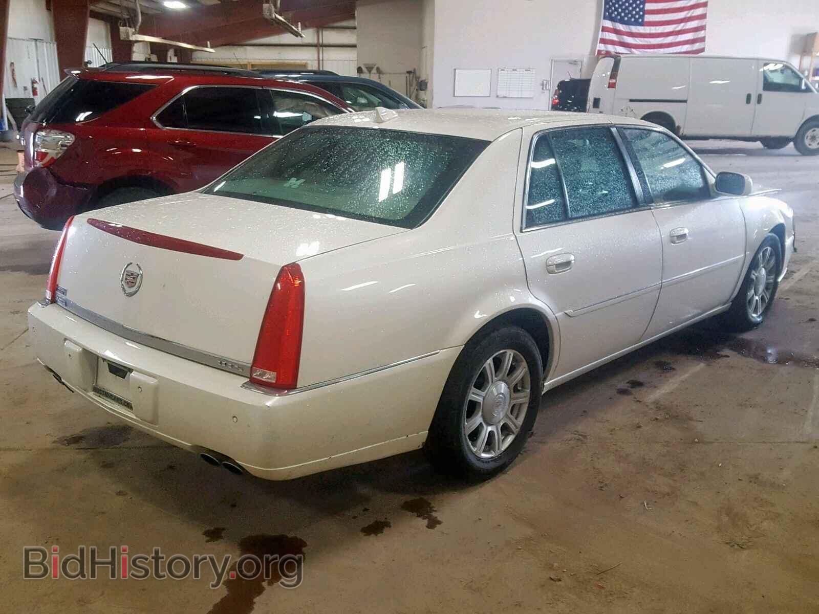 2011 CADILLAC DTS - VIN: 1G6KH5E60BU119127 - Фото 4
