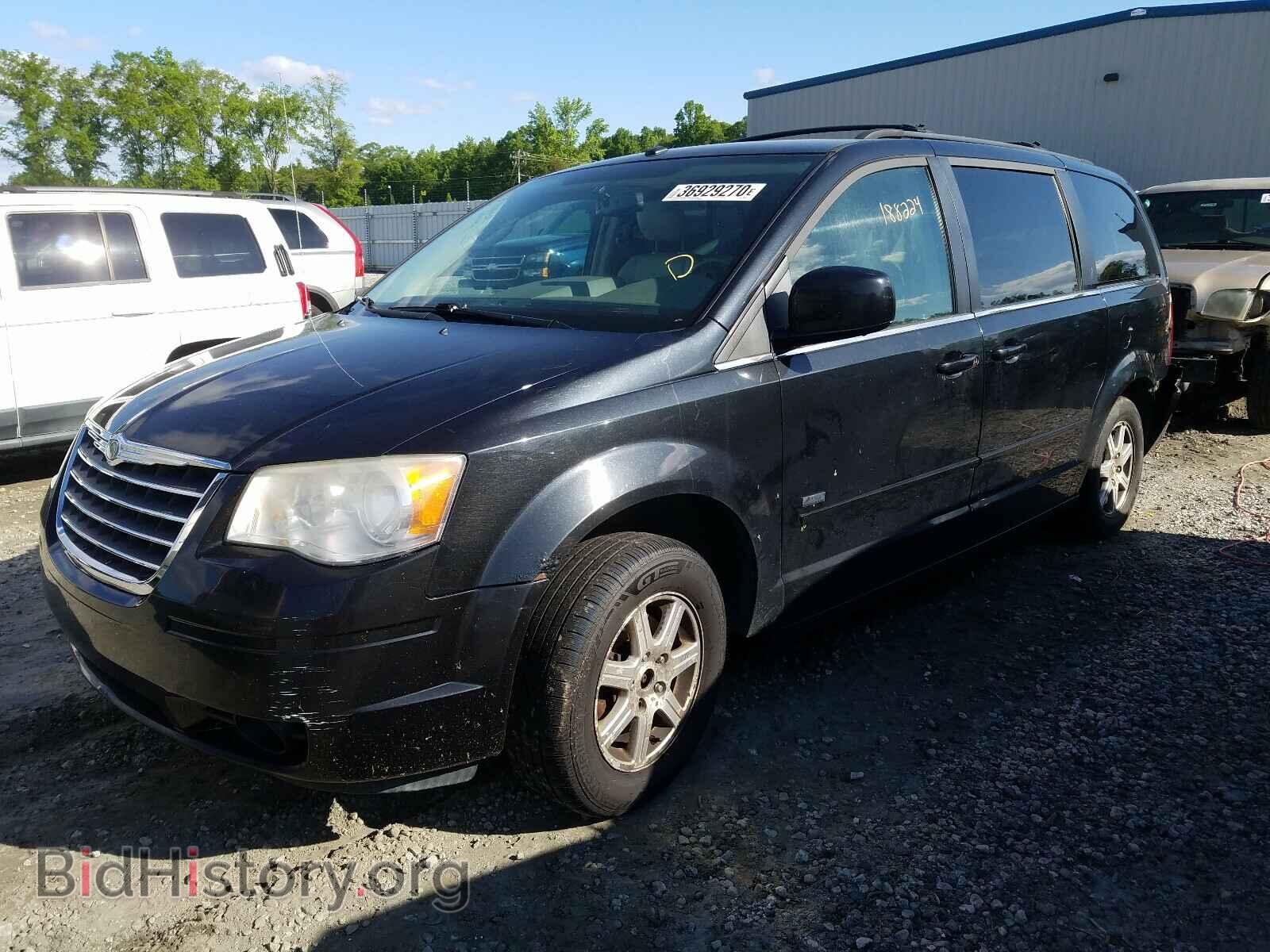 2008 CHRYSLER MINIVAN - VIN: 2A8HR54P98R793645 - Photo 2