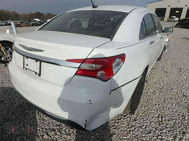 2011 CHRYSLER 200 - VIN: 1C3BC2FBXBN548358 - Фото 4