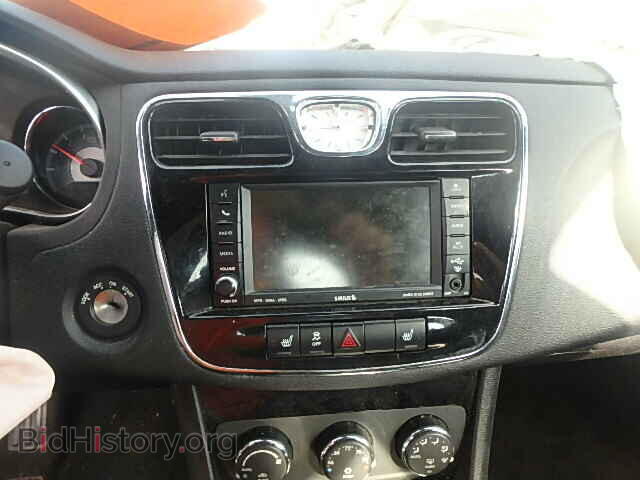 2011 CHRYSLER 200 - VIN: 1C3BC2FBXBN548358 - Фото 9