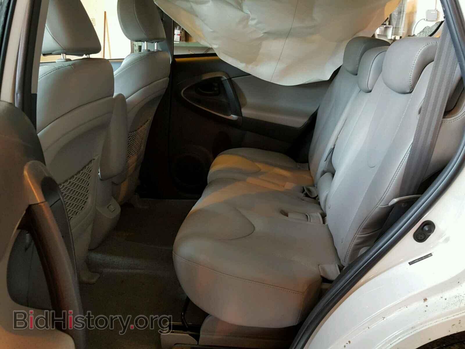 2011 TOYOTA RAV4 - VIN: 2T3DF4DV7BW091747 - Photo 6