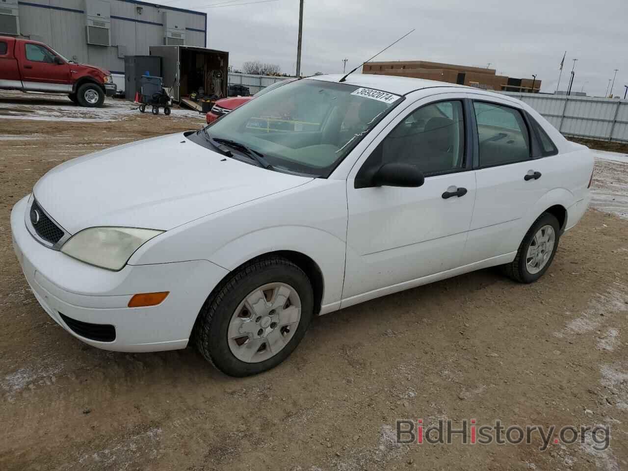 Photo 1FAHP34NX7W294137 - FORD FOCUS 2007