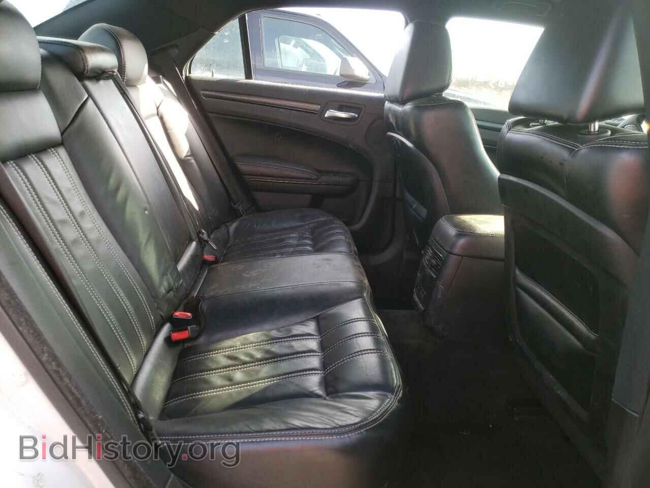 2016 CHRYSLER 300 - VIN: 2C3CCAGG5GH136034 - Фото 6