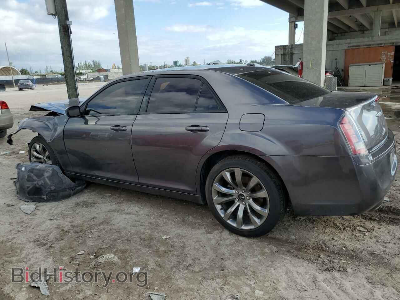 2014 CHRYSLER 300 - VIN: 2C3CCABGXEH355611 - Фото 2