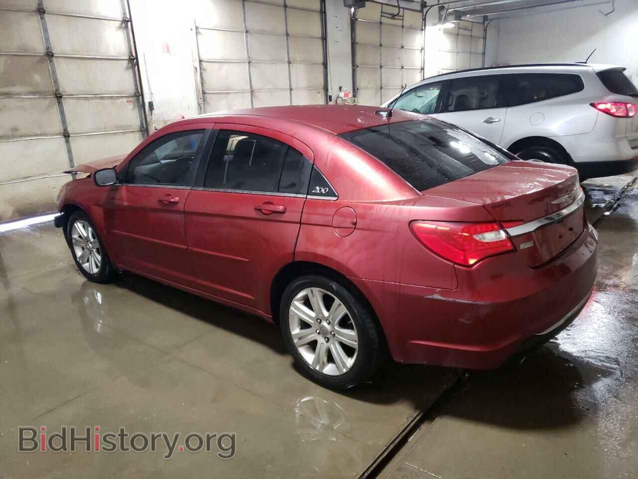 2012 CHRYSLER 200 - VIN: 1C3CCBAGXCN228627 - Фото 2
