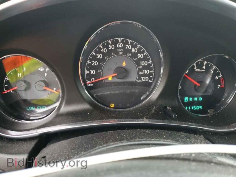 2013 Chrysler 200 (VIN 1C3CCBBG2DN706538) — фото 9 из 12