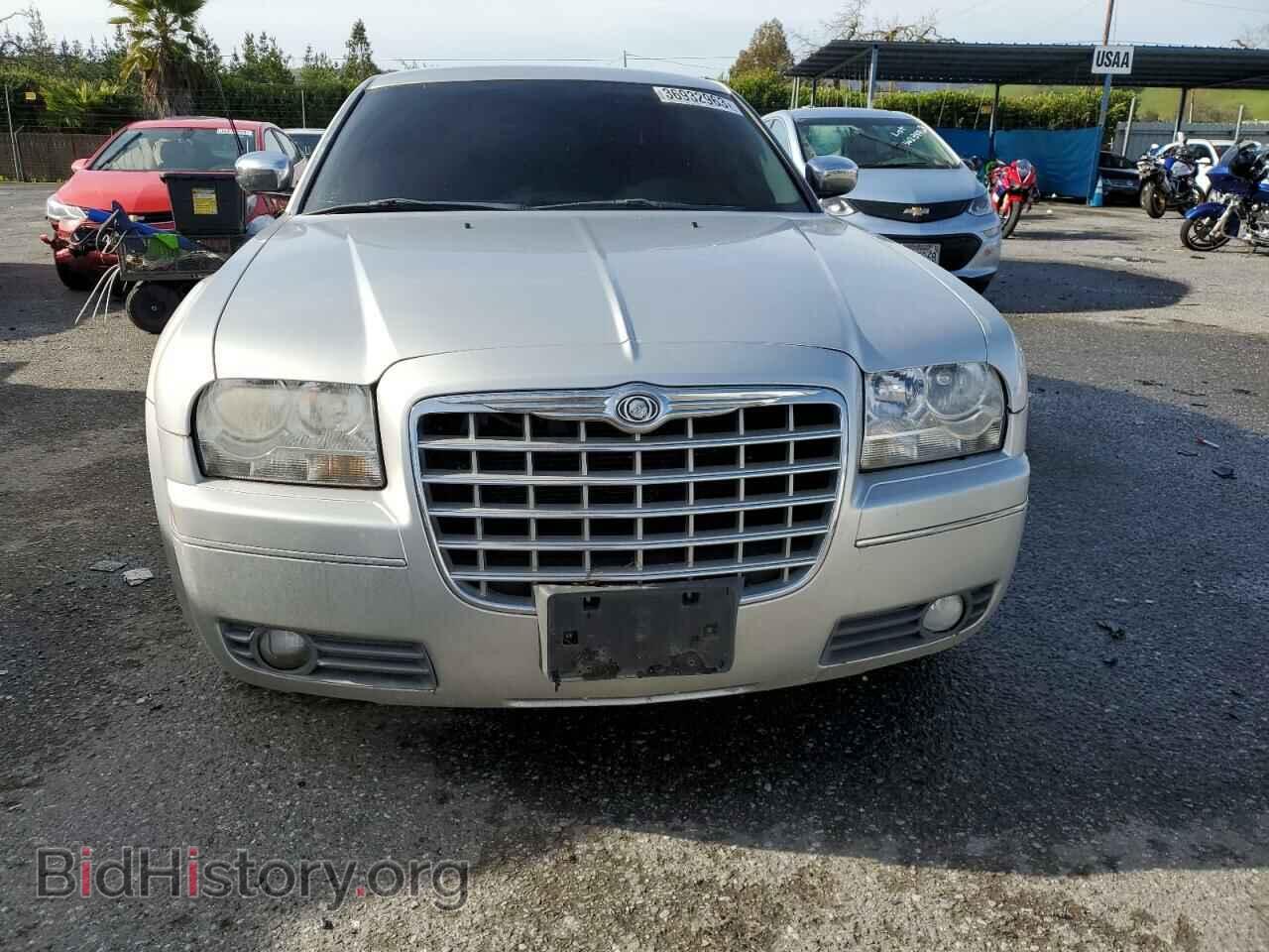 2010 CHRYSLER 300 - VIN: 2C3CA4CD2AH185573 - Фото 5