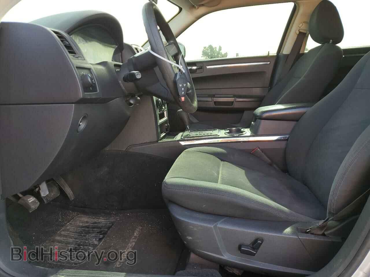 2010 CHRYSLER 300 - VIN: 2C3CA4CD2AH185573 - Фото 7