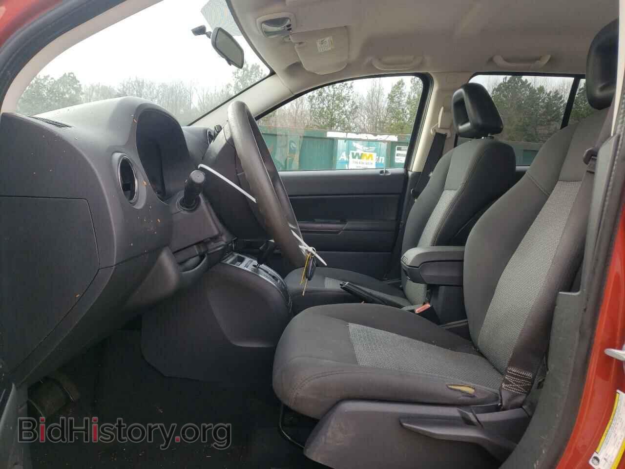 2009 JEEP COMPASS - VIN: 1J4FT47B69D140568 - Photo 7